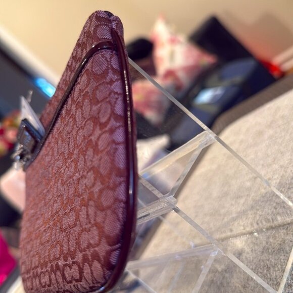 Coach Signature “C” Wristlet (Dusty Pink) with Hangtag & Care Instructions (NWT) - Picture 6 of 10
